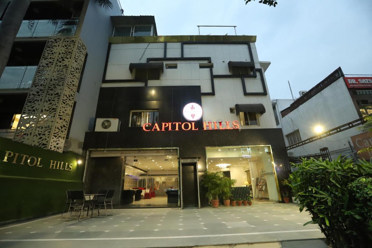 Hotel Capitol Hills - Greater Kailash Delhi 뉴델리 외부 사진